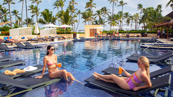 All inclusive resorts with butler service sales